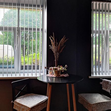 Silti, Atjaunoti Dzivokli Tuvu Centram - 1St Floor Διαμέρισμα Ρίγα Εξωτερικό φωτογραφία